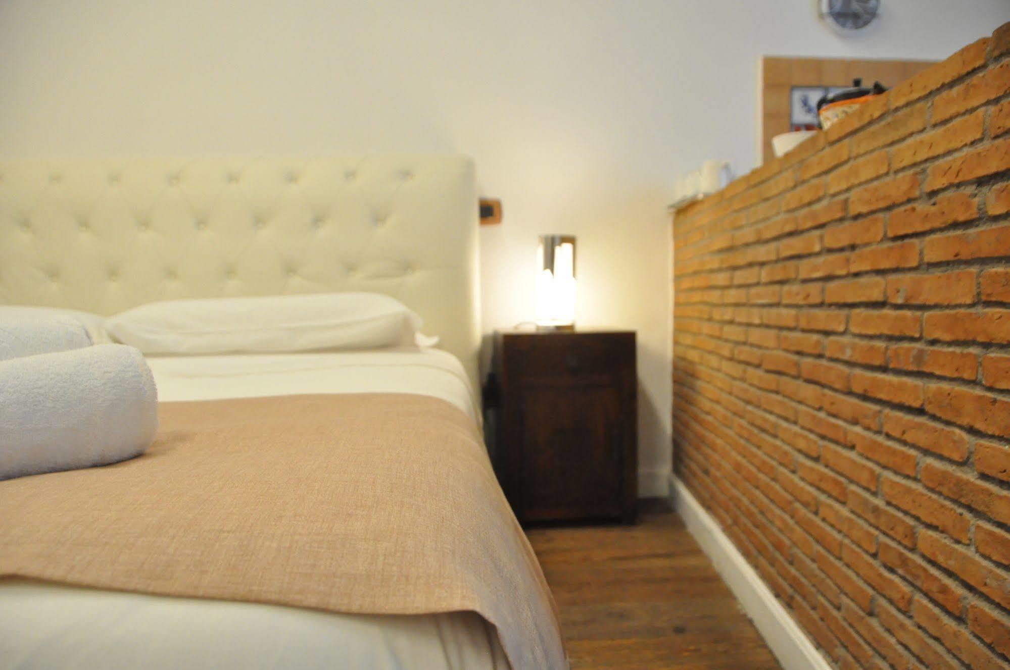 Agora Apartments Сорренто Экстерьер фото